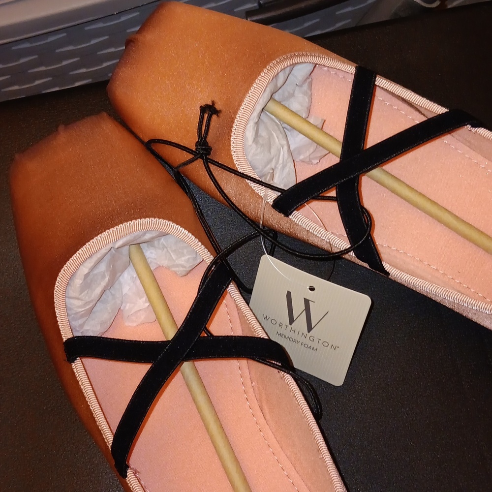 Worthington Lilac Square Closed Toe Ballet Flats - Picture 7 of 8